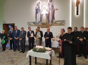 Zarząd Województwa na wigilijnym spotkaniu reprezentowali: marszałek Olgierd Geblewicz, wicemarszałek Jarosław Rzepa oraz Członek Zarządu Ryszard Mićko. 