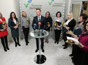 Polki były liderkami ruchów emancypacyjnych – podkreśla marszałek Olgierd Geblewicz.